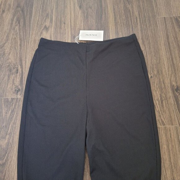 NWT Flounce Black Narrow Ribbed Legging Side Split Size S - Picture 6 of 8